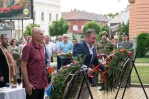 ПОЧЕТНА 1 polaganje venaca vidovdan 005 686250f48a51d